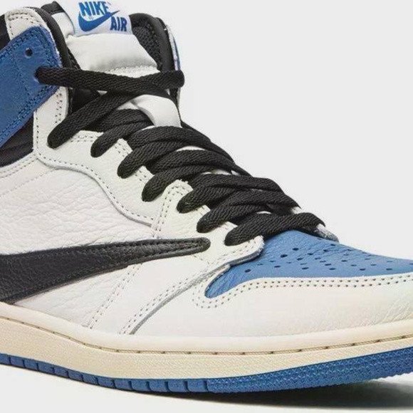 Nike Air Jordan 1 Retro High OG SP x Travis Scott - Picture 2 of 4